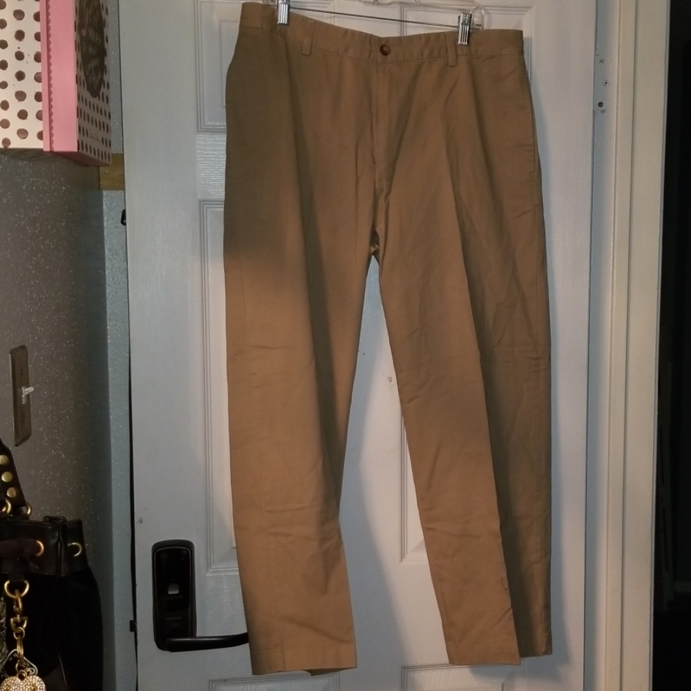 Men's Chaps khakis